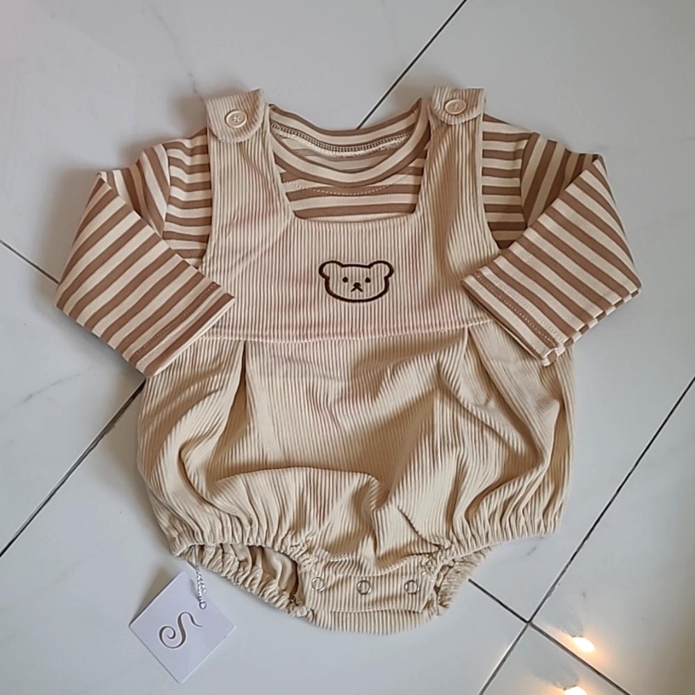 ⚡️BOGO 50% Off⚡️ Baby romper and t shirt set